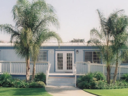 about-golden-office-trailers-1